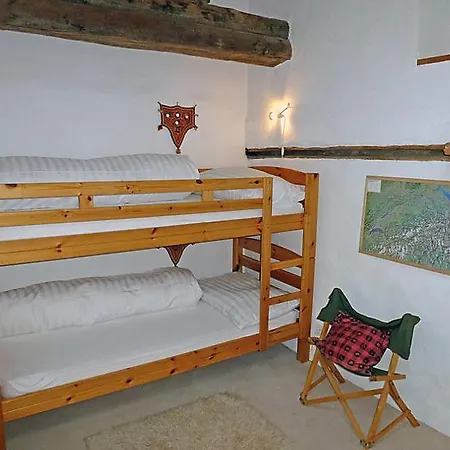 Prázdninový dům Lain Sleeps 8 Wifi